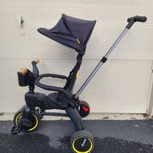 Doona Liki Trike S3 - Black